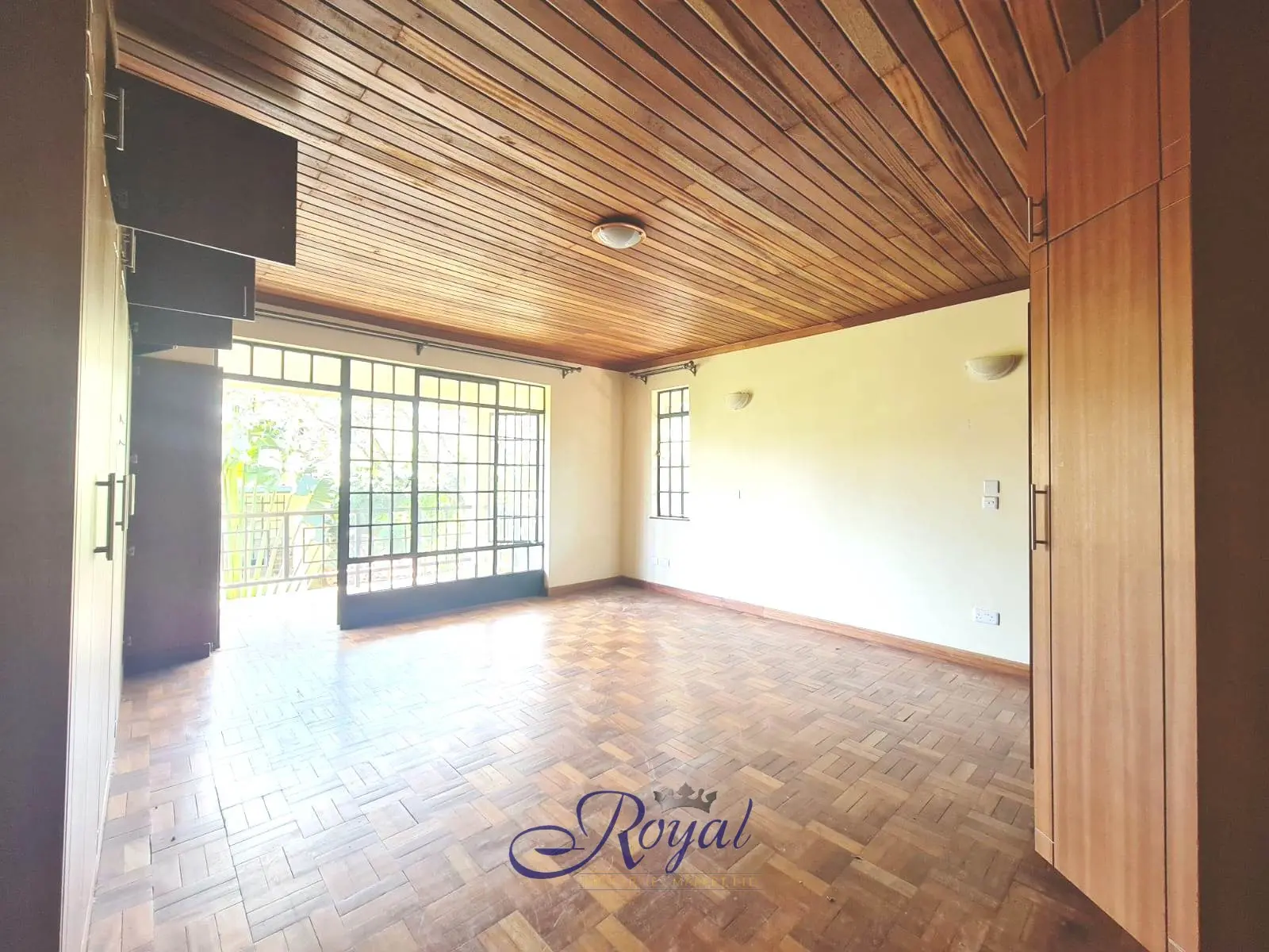 Elegant 4-Bedroom Townhome for Sale – Karen